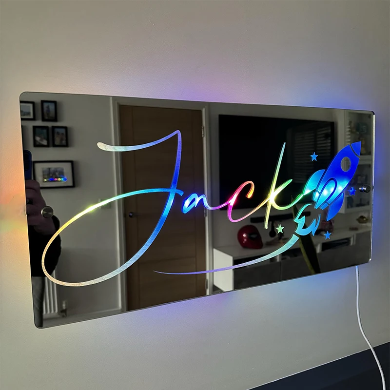 Персонализированный декор зеркальной лампы с астронавтом имя