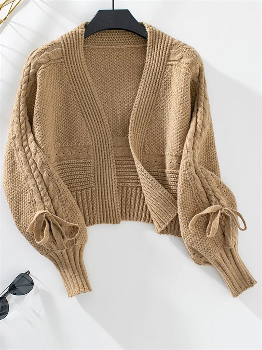 Женский осенне-зимний свитер кардиган однотонный трикотаж с открытым передом и