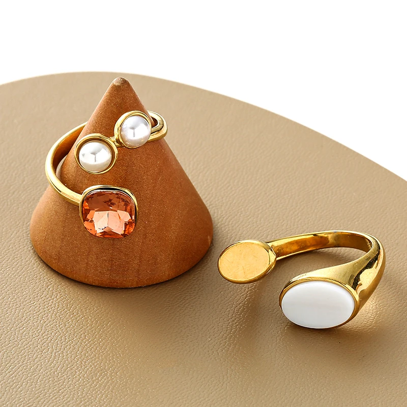 

Elegant White Pearl Rings Vintage Bohemia Stainless Steel Rings for Women Gold Color Retro Boho Zircon Rings Fashion Jewelry