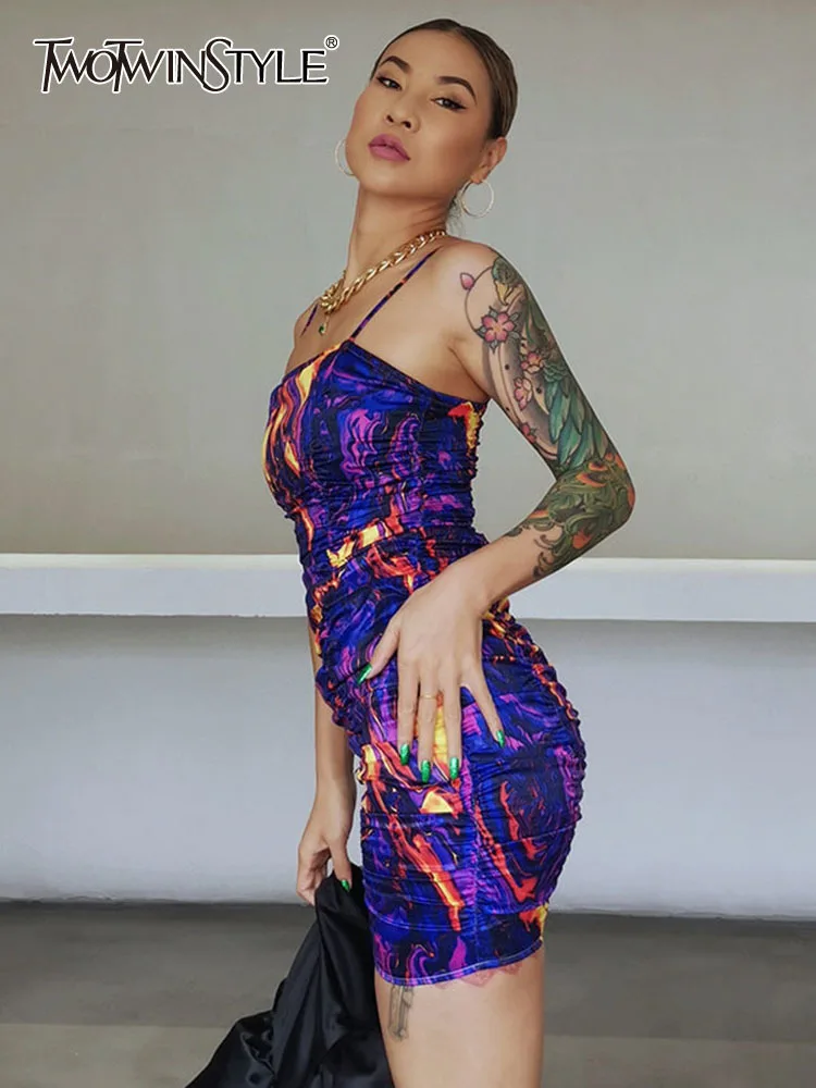 

TWOTWINSTYLE Sexy Print Slim Dress For Women Square Collar Sleeveless High Waist Summer Dresses Female Fashion New 2022 Clothing