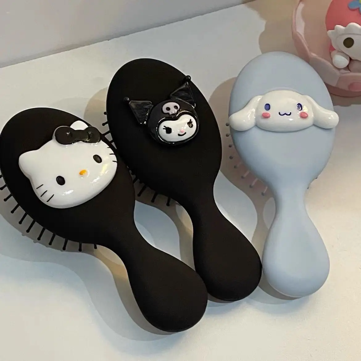 

Sanrio Hello Kitty Y2k Air Cushion Comb Kuromi Cinnamoroll Comb Kawaii Hello Kitty Things Black Portable Combs Girls