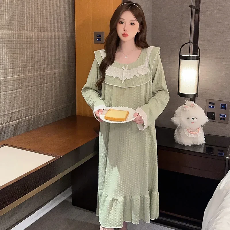 Женская кружевная ночная рубашка с длинным рукавом свободного покроя