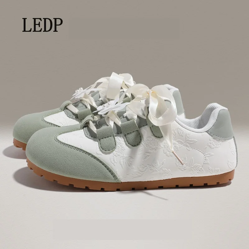 LEDP бренд Бабочка индивидуальный Печатный кампус немецкий обучение обувь для