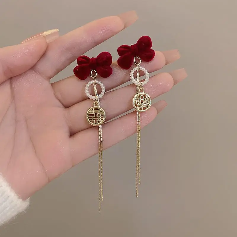 Новые модные зимние красные бархатные серьги KADRUFI с бантом и жемчугом для женщин