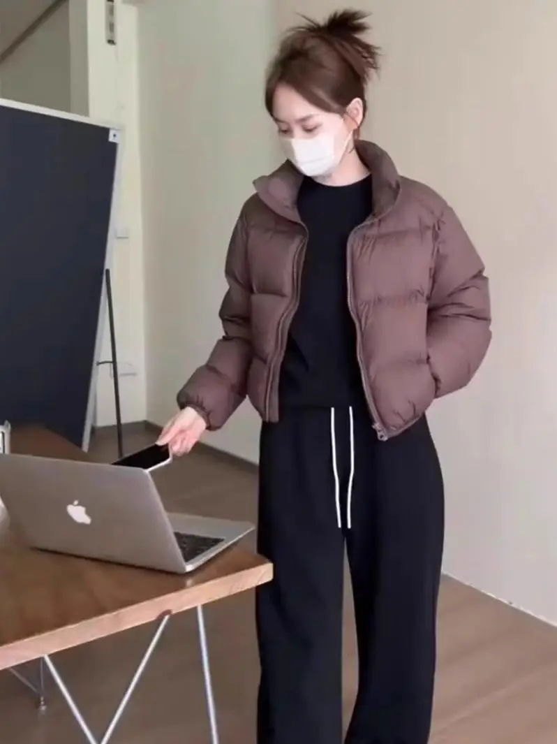 Женский пуховик на белом утином пуху короткий маленький зимний 2024 новый