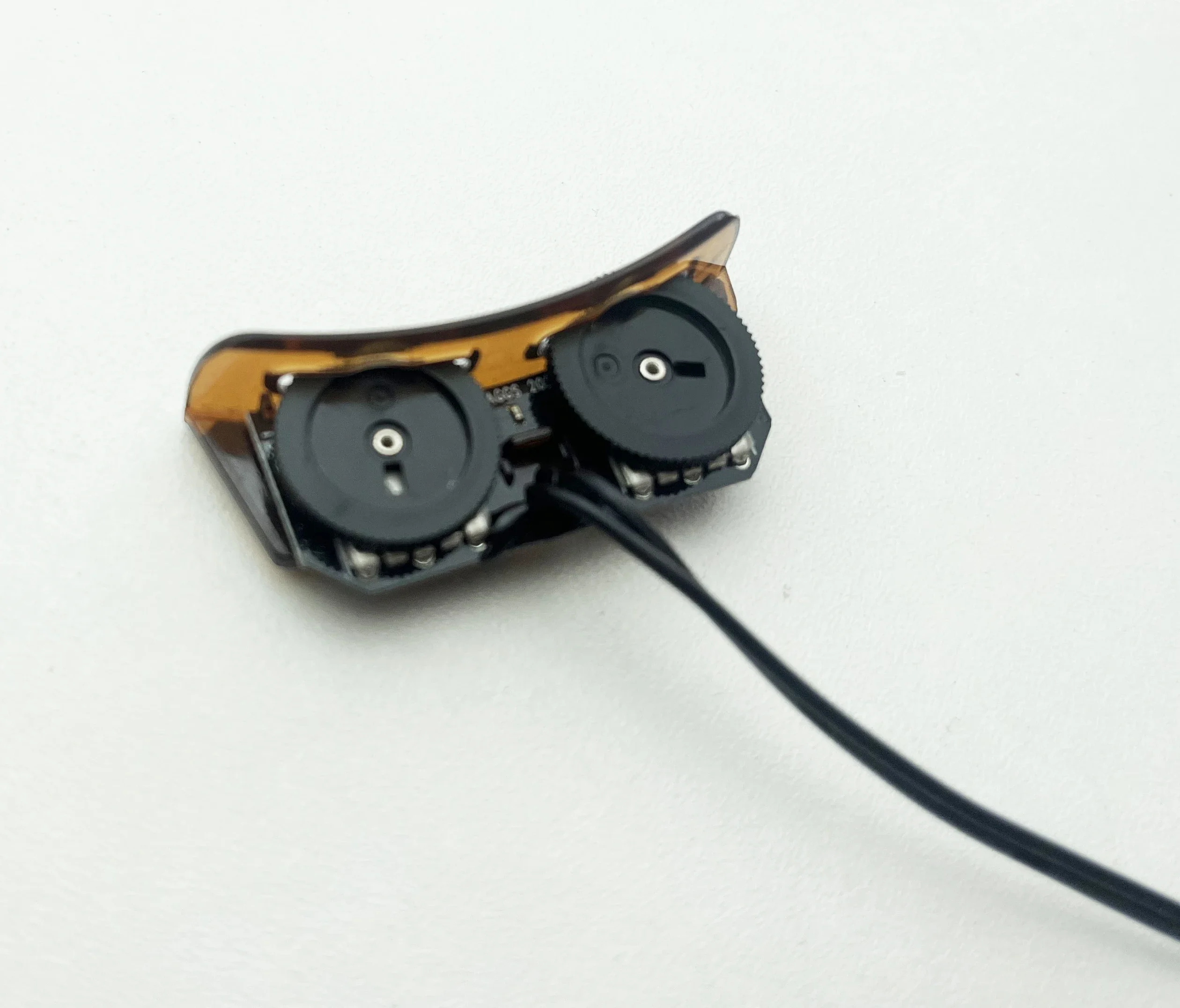 LR Baggs Element Active System EBS-VTC Объемный звукосниматель под седлом