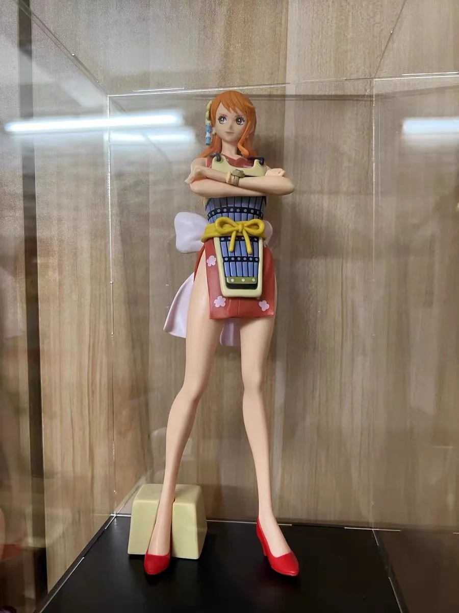 

В наличии новый продукт, Оригинальный Bandai One Piece G & G Nami, страна ВАО A, коллекционная фигурка