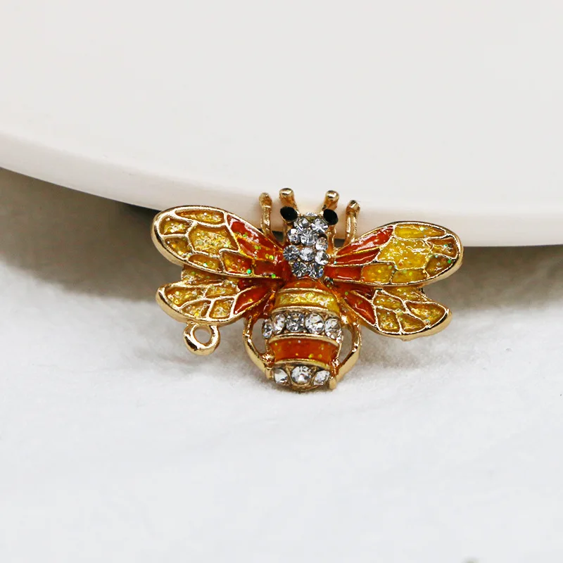 

Bee anti-glare brooch high-end exquisite creative small insect clothing accessories dripping brooch