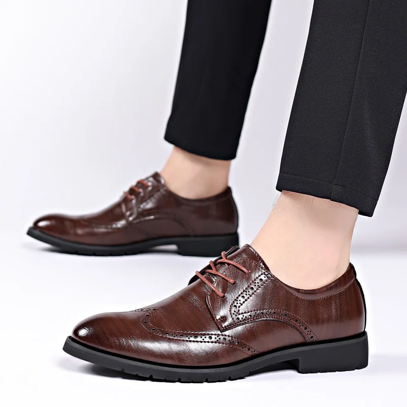 

Europe Fashion Leather Pointed Shoes Men’s Formal Dress Lace Up Shoes British Gentleman Brogue Shoes Men Business Oxfords Shoes