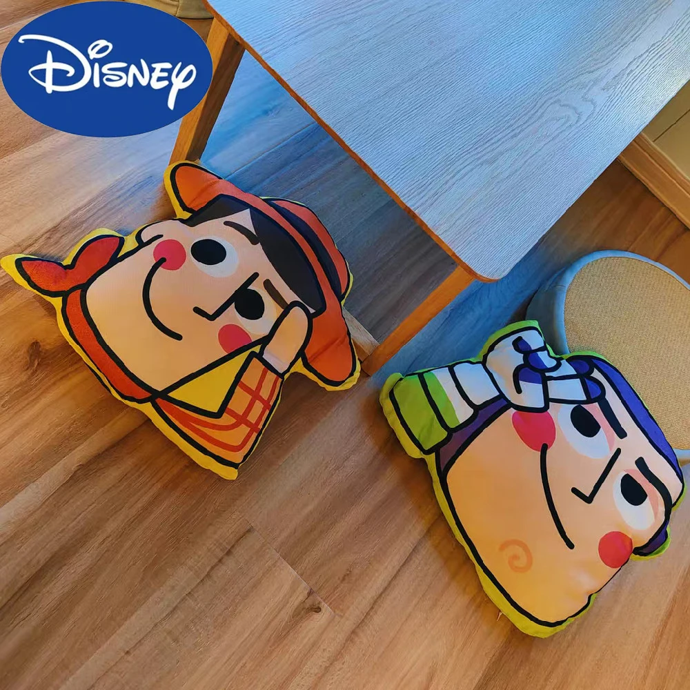 

Плюшевая подушка, 50 см, со съемной моющейся игрушкой