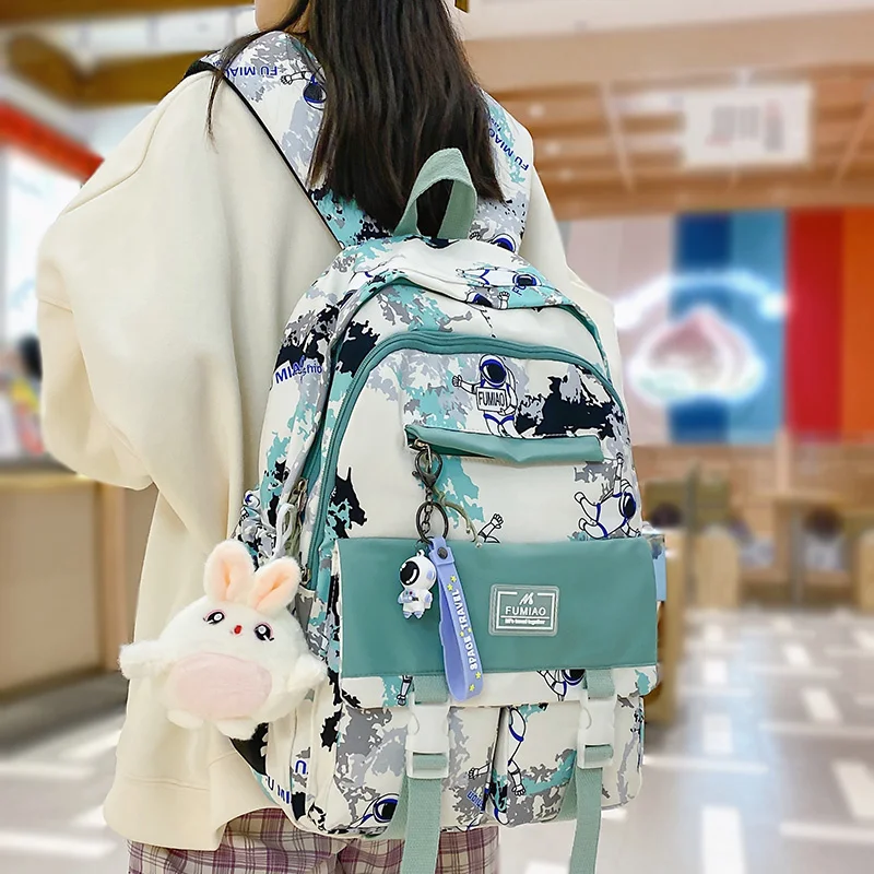

Милый Камуфляжный дорожный рюкзак для девушек, модная дамская сумка с милым мультяшным граффити, женский рюкзак для ноутбука и колледжа, же...