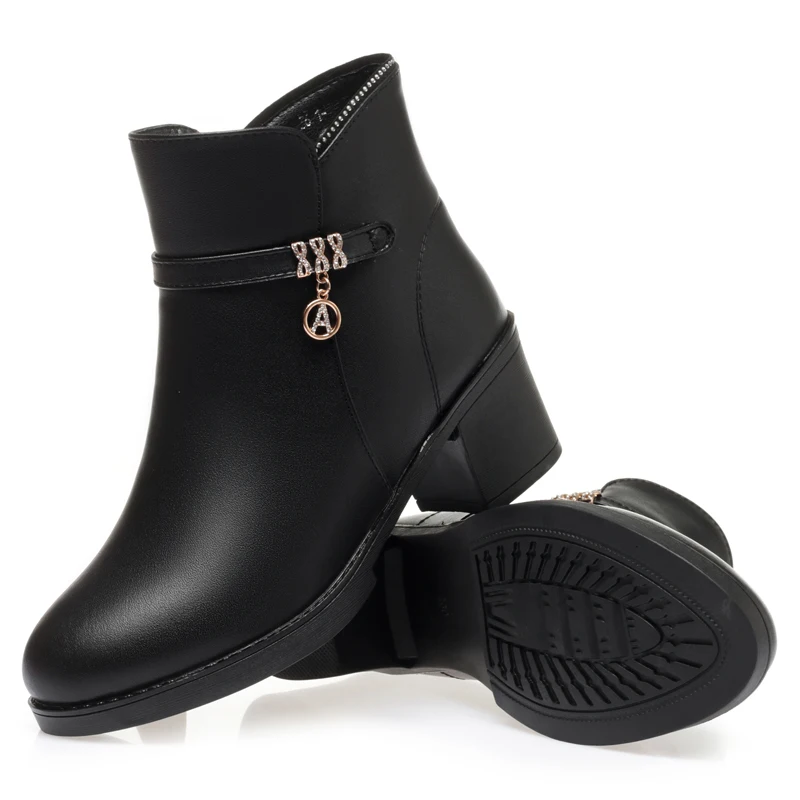 AIYUQI Women's Boots Winter Genuine Leather 2023 New Large Size 41 42 43 Women's Short Boots Natural Wool Women's Ankle Boots