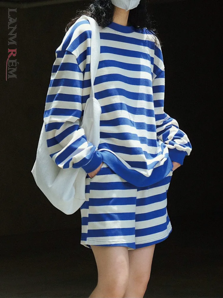 

LANMREM Casual Sports Style Contrast Color Striped Round Neck Sweatershirt Round Neck Long Sleeves Loose Top 2022 Autumn 2R3751