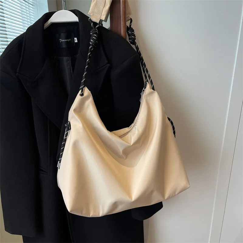 Новая сумка для поездок нейлоновая ткань вместительная студентов классная на