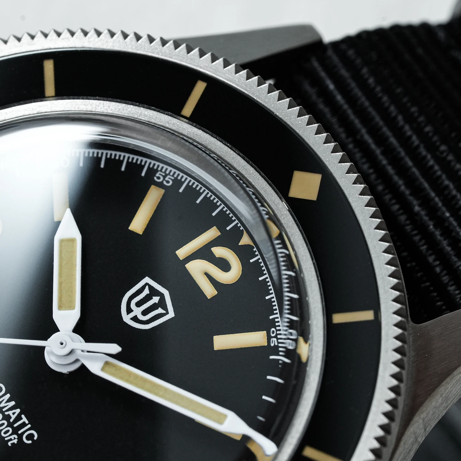 Фото Watchdives WD50Ti Титановые автоматические часы для дайвинга 300M NH35 Мужские механические часы с сапфировым стеклом и керамическим безелем Super Luminova C3 BGW9 №5