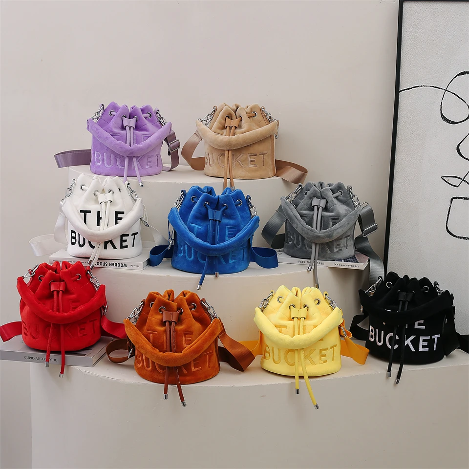 

Женская сумка-мешок на шнурке, с надписью