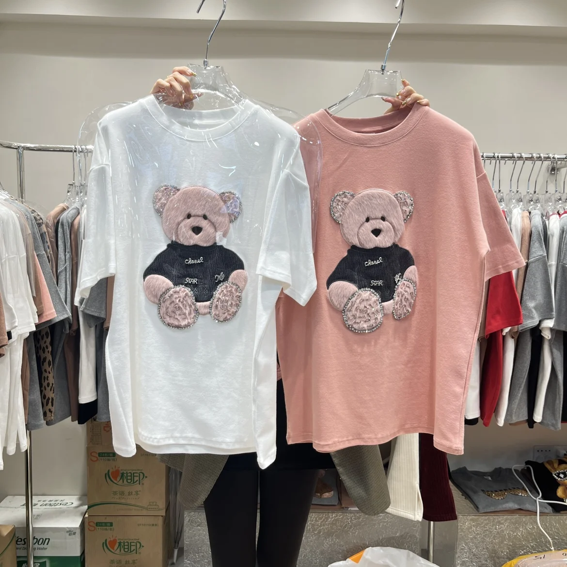 

Thicken Sanding Short Sleeve Women T Shirt 2023 New Spring Embroidery Bear Diamond Rhinestone Mid-long O-neck Pullovers Top