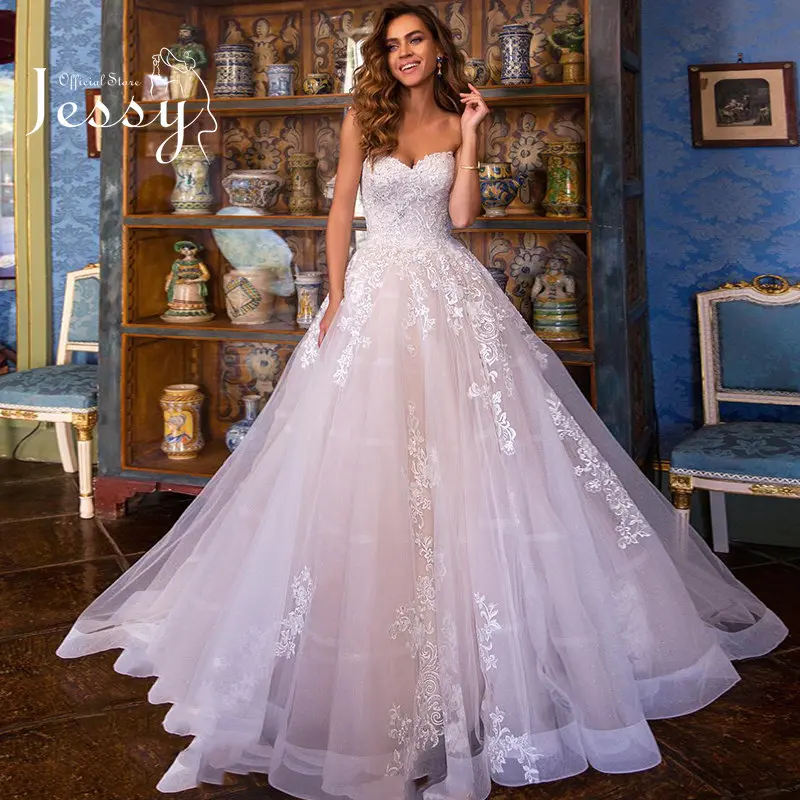 

Luxury Vintage Wedding Dress Embroidered Lace On Net Ball Gown Train Corset V-neck Full Sleeve Bridal Back Button Robes De Mari