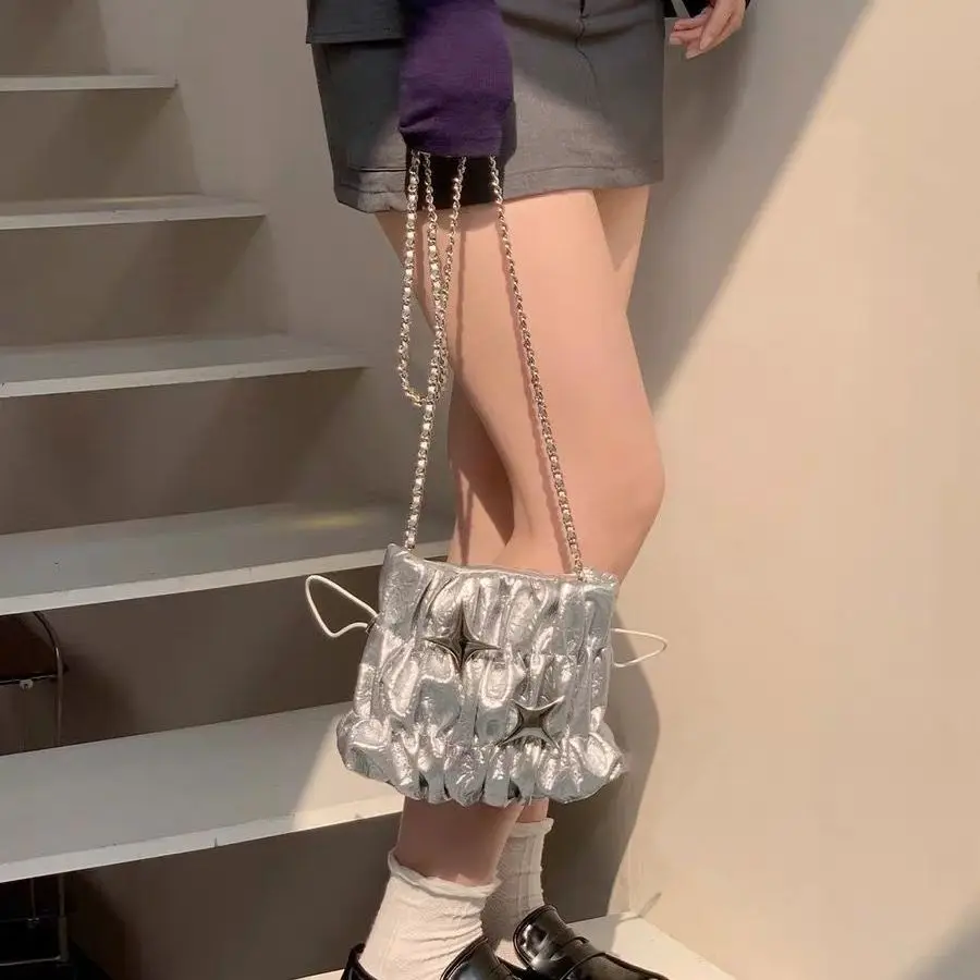 

Japanese Style Ruched Drawstring Bags Y2k Fashion Silvery Star Crossbody Bags 2023 New Cool Girls Chain Purse Handbags