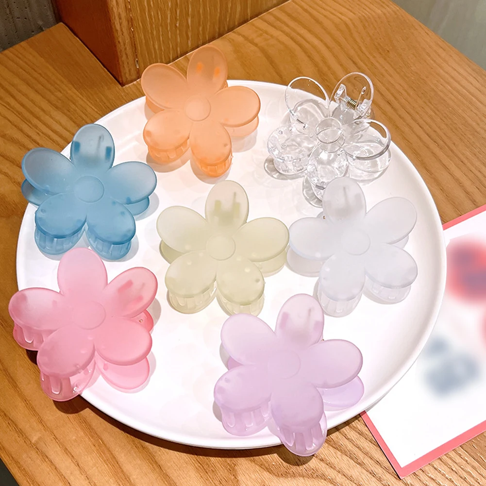 

Korea Flower Shape Hair Claw Clip For Women Girls Barrette Crab Hair Claws Ponytail Hairpins Bath Barrette Headwear Accessories