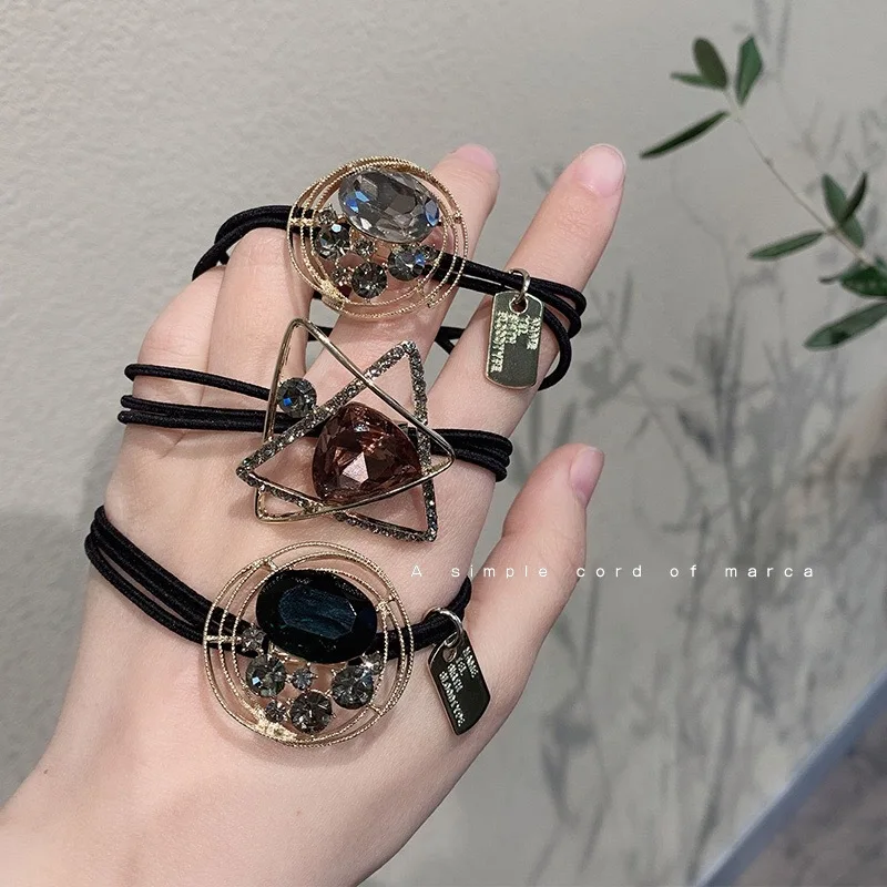 

Planet Track Temperament Crystal Head Rope Female Simple Ins Hair Ring Net Red Tie Hair Rope leather Case Hair Accessories 2021