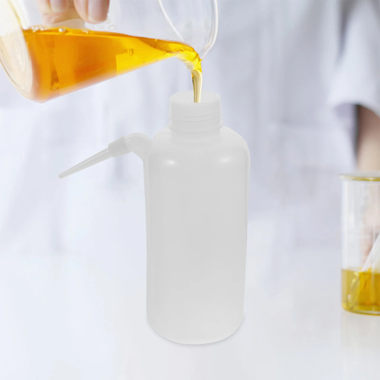 

Plastic Wash Bottle Washing Bottles Refillable Empty Novel 500ml Filling