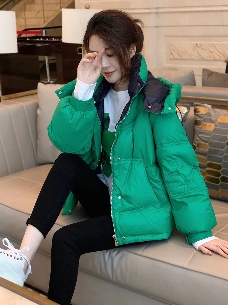 

Green Short Hooded Down Jacket For Women's Winter Loose Light White Duck Down Bread Jacket For Europe Station 2022 Winter New