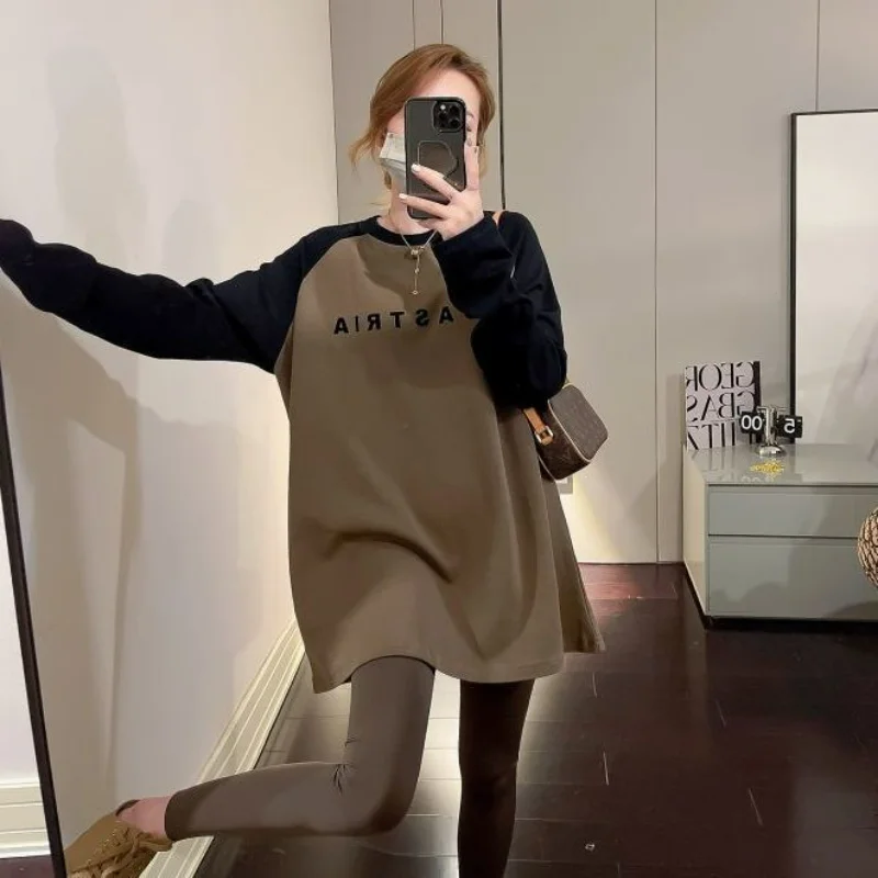 

Женская футболка с длинным рукавом и круглым вырезом, в стиле пэчворк