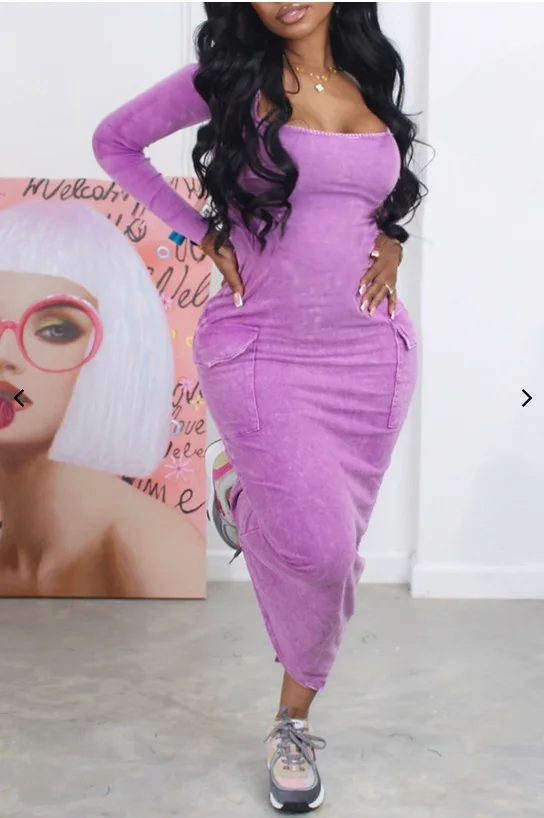 Женское длинное платье-футляр с квадратным вырезом