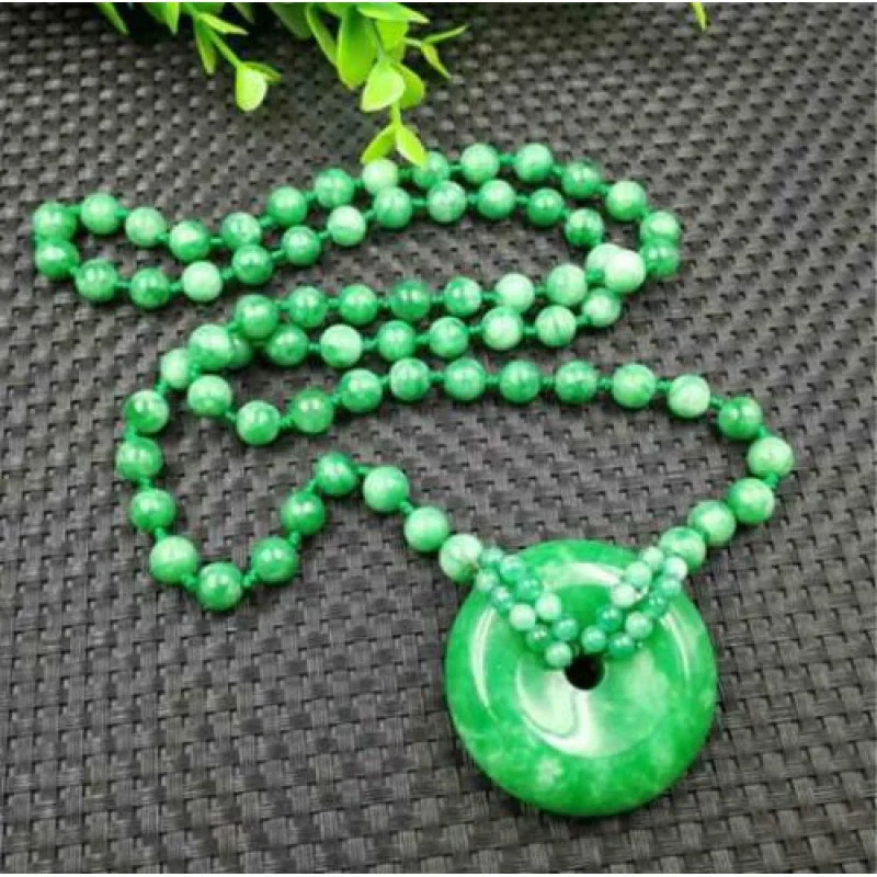 

With green jade pendant bead stem bule long sweater chain nelace