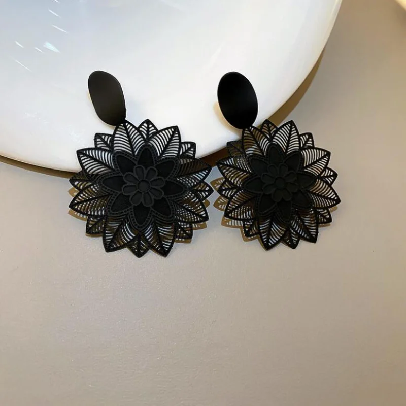 

S925 needle Delicate Jewelry Flower Shape Dangle Earrings 2022 New Trend Fashion Colorful Drop Earrings For Women Party Gifts