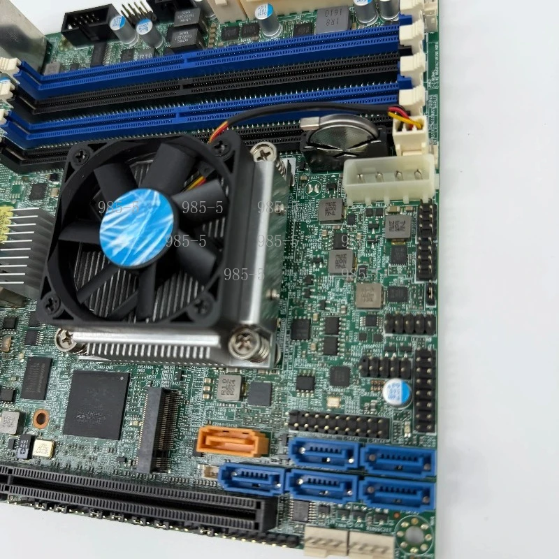 Серверная материнская плата ITX Xeon D-1521 X10SDV-4C-TLN2F с двумя портами 10GbE (art.: 3920da7e0f4e6) - 3920da7e0f4e6