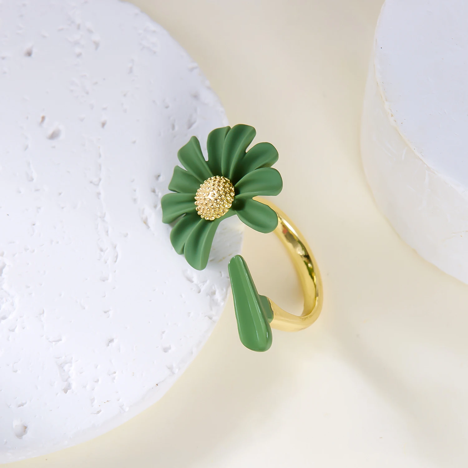 Женское кольцо в корейском стиле