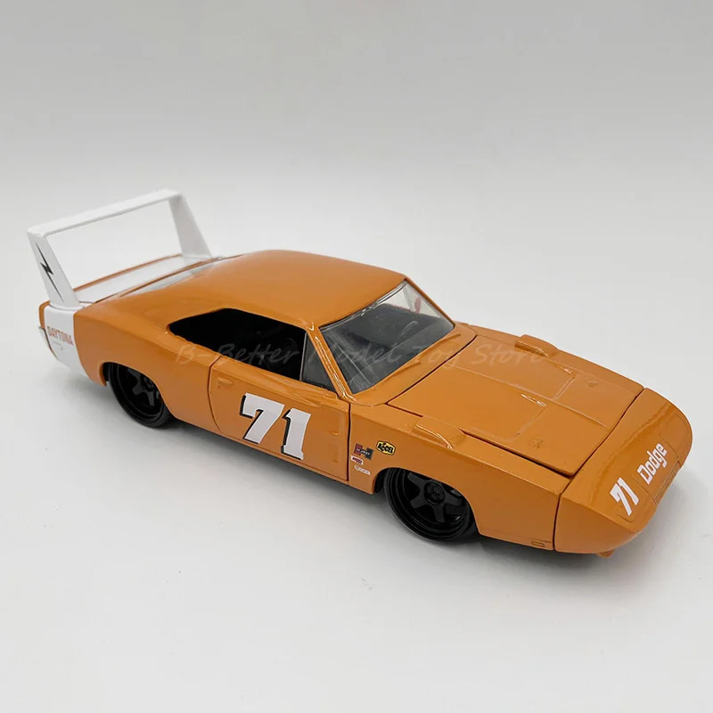 Jada 1:24 Diecast Metal araba modeli oyuncak 1969 Dodge şarj cihazı Daytona çoğaltma Collector Edition