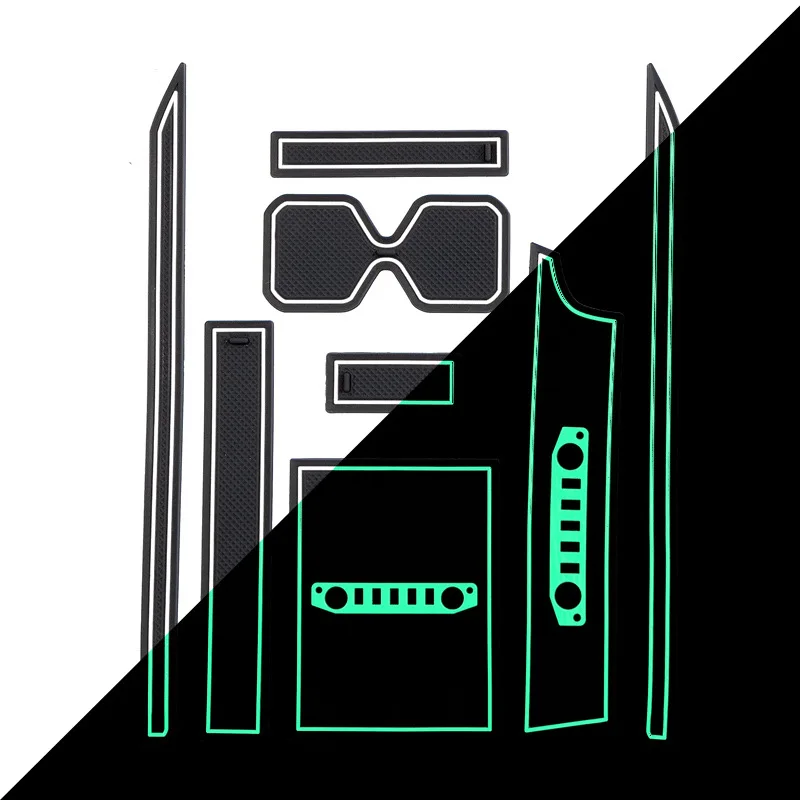 Противоскользящий коврик для автомобильных ворот Suzuki Jimny JB64W 2019 с канавками