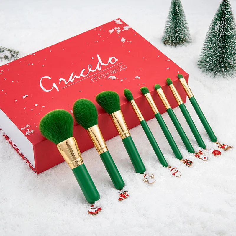 

8pcs Christmas Makeup Brushes set Green Holiday Beauty Kit Soft Fluffy Synthetic Hair Lovely Foundation Powder Eye Brush Gift