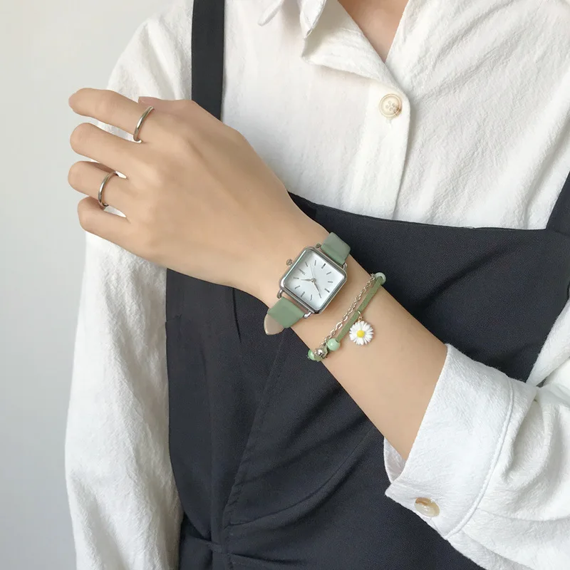 Часы женские кварцевые с кожаным ремешком простые квадратные повседневные