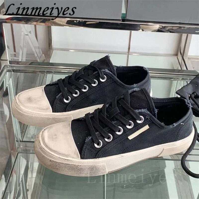 2022 New Canvas Shoes Women Casual Flat Shoes Man Lace Up Round Toe Black White Shoes Comfortable Sneakers Couple Shoes images - 6
