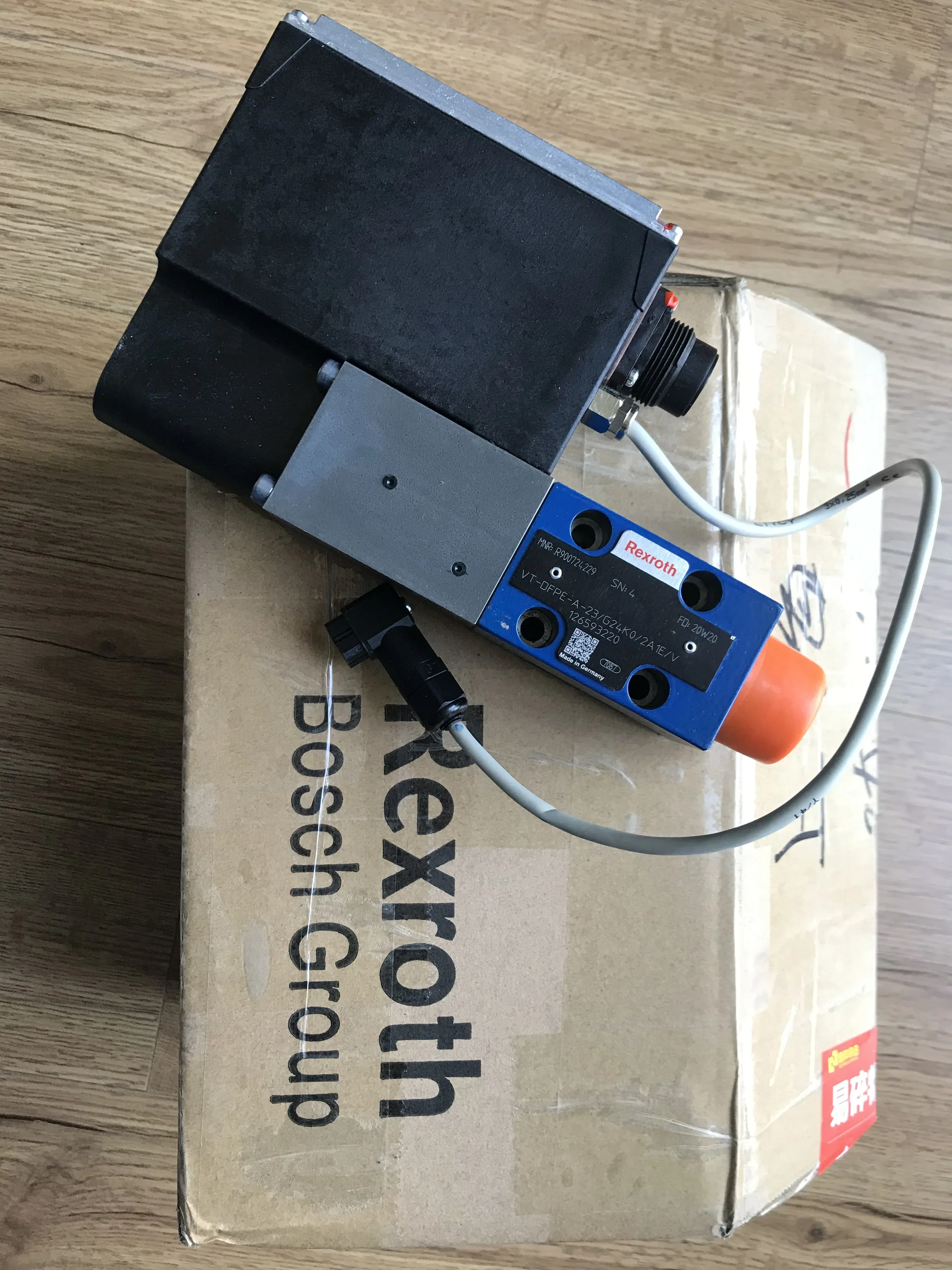 R900724229 VT-DFPE-A-2X/G24K0/2A1E/V пропорциональные направленные гидравлические клапаны