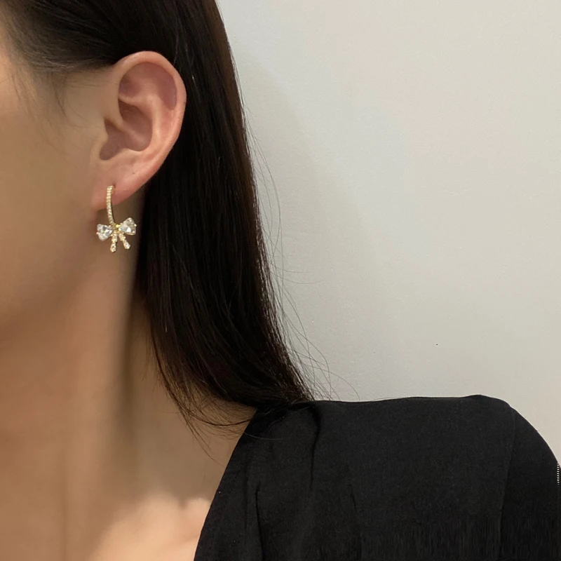 Серебряные серьги с кристаллами S925 в виде цветов милые темпераментные