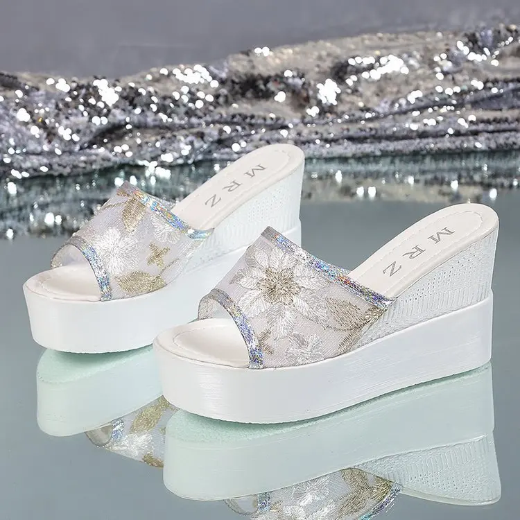 

Flowers High Heels Slippers Women Wedding Shoes Summer New White Black Pink 8.5CM Platform Wedges Slides Ladies Beach Slippers
