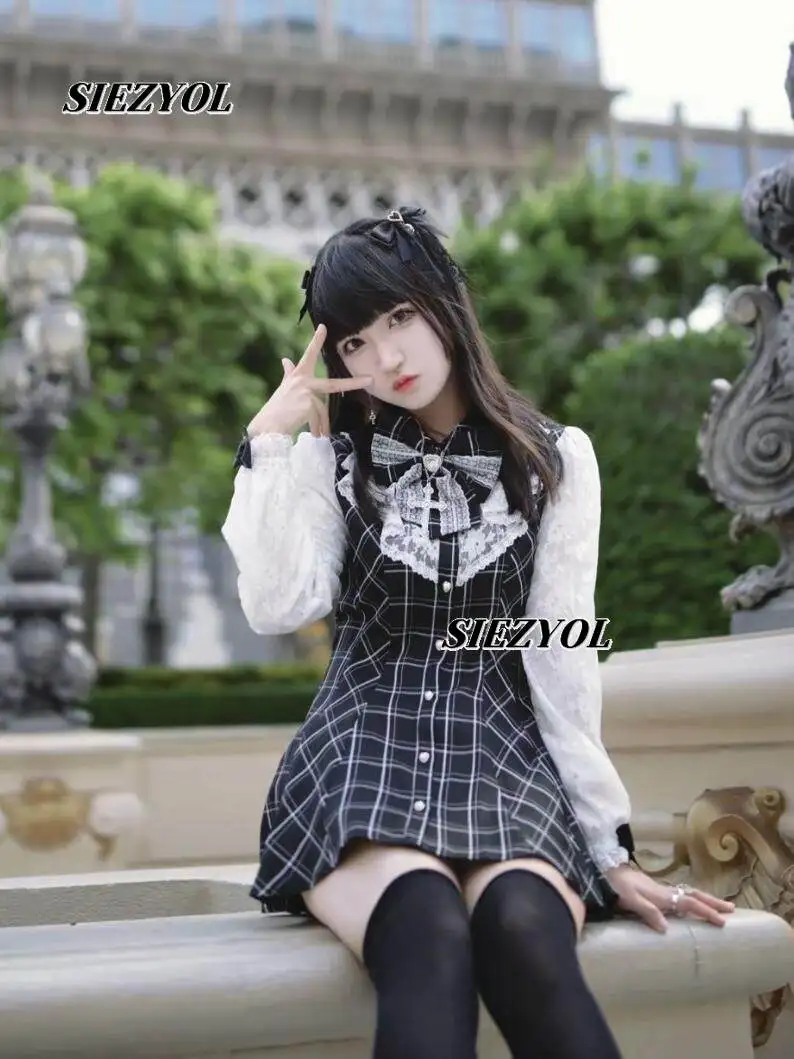 Фото Комплект платья и шорт Sc Lolita: черно-белый, приталенный, с бантом и кружевом, в японском стиле, с завышенной талией, облегающий, для массового производства №5