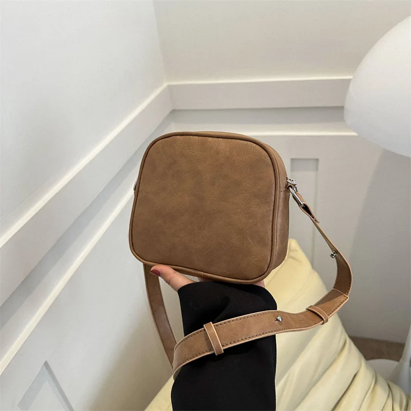 MOODS Retro Crossbody Bags for Women 2023 New Trends Purses and Handbags Multi-color Mini Square Cosmetic Shoulder Messenger Bag