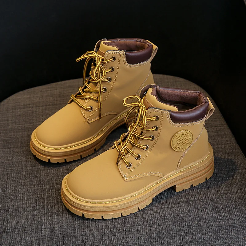 Classic Women Ankle Boots 2022 New Winter New Platform Shoes Women Casual Punk Shoes Women Motorcycle Design Booties Free