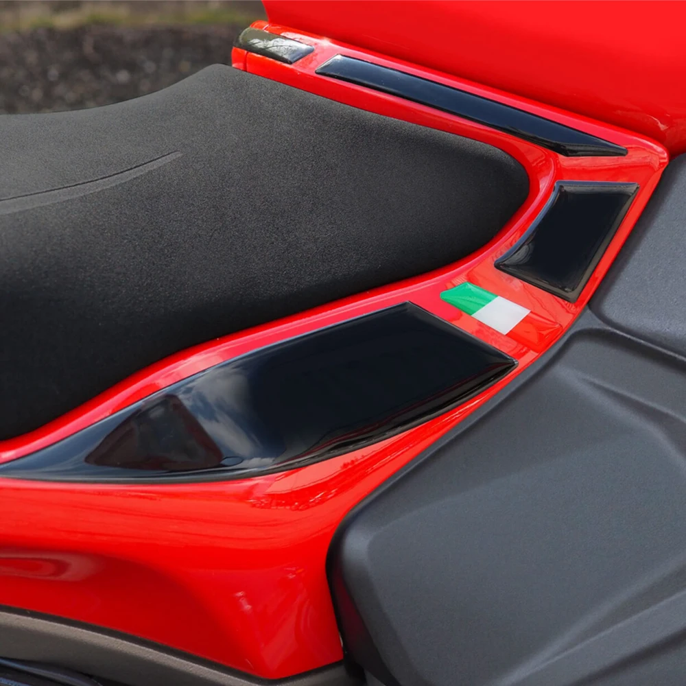 Фото Аксессуары для мотоциклов Panigale V2 2025, защита топливного бака, комплект 3D-наклеек №4