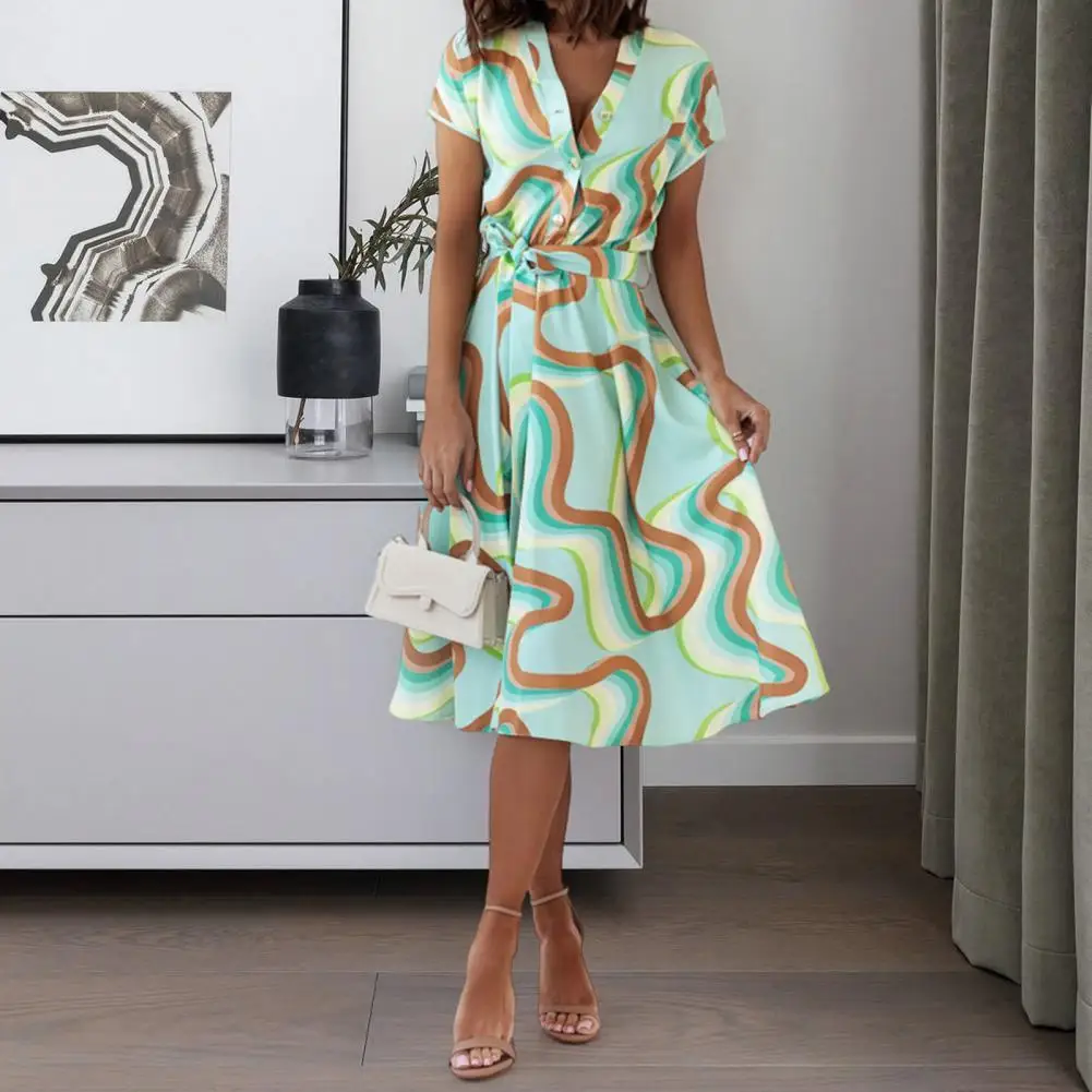 

Water Wave Print Short Sleeves Women Dress Chic V Neck Large Hem Dating Dress Contrast Colors Large Hem Dating Dress for Work