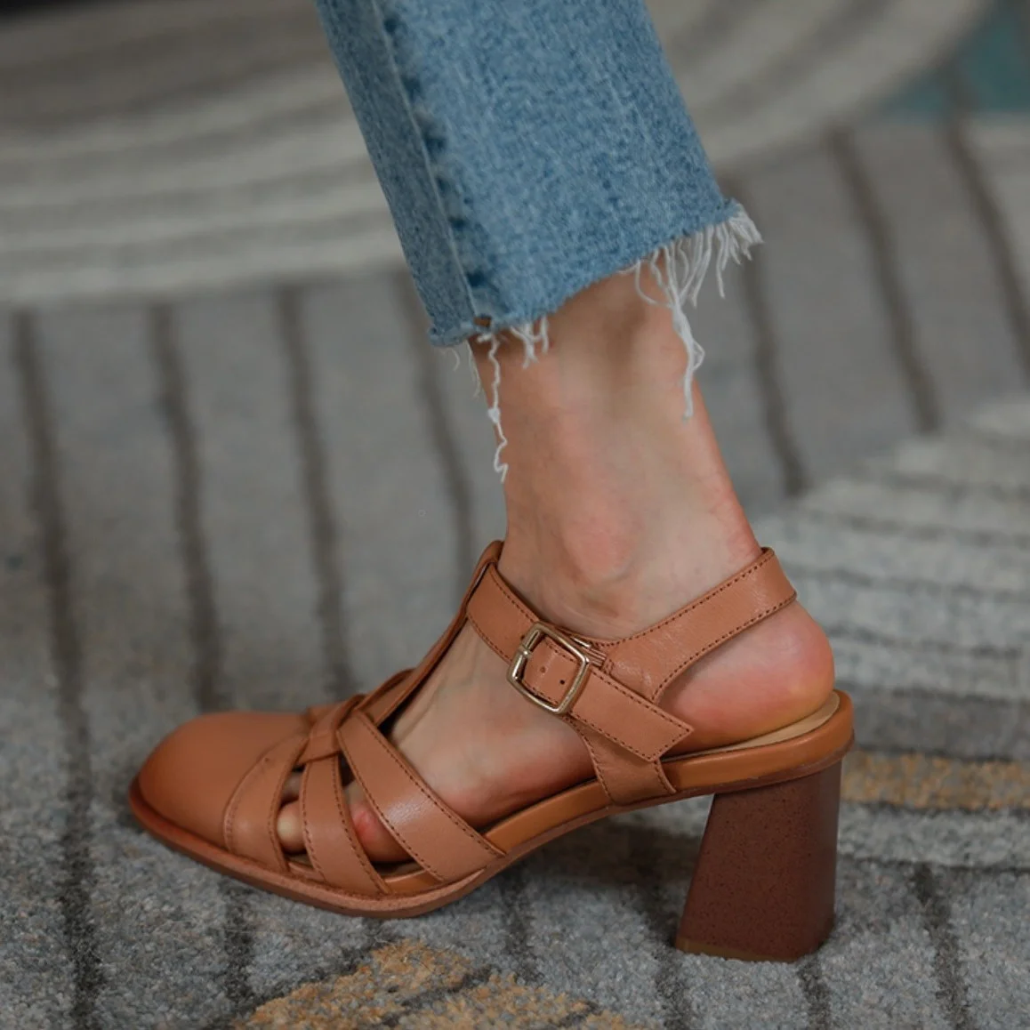 

Leather Womens' Sandals Ladies For Spring Retro Gladiator Buckle Strap Beige Brown Simple Shoes Summer Sandal Roman Style