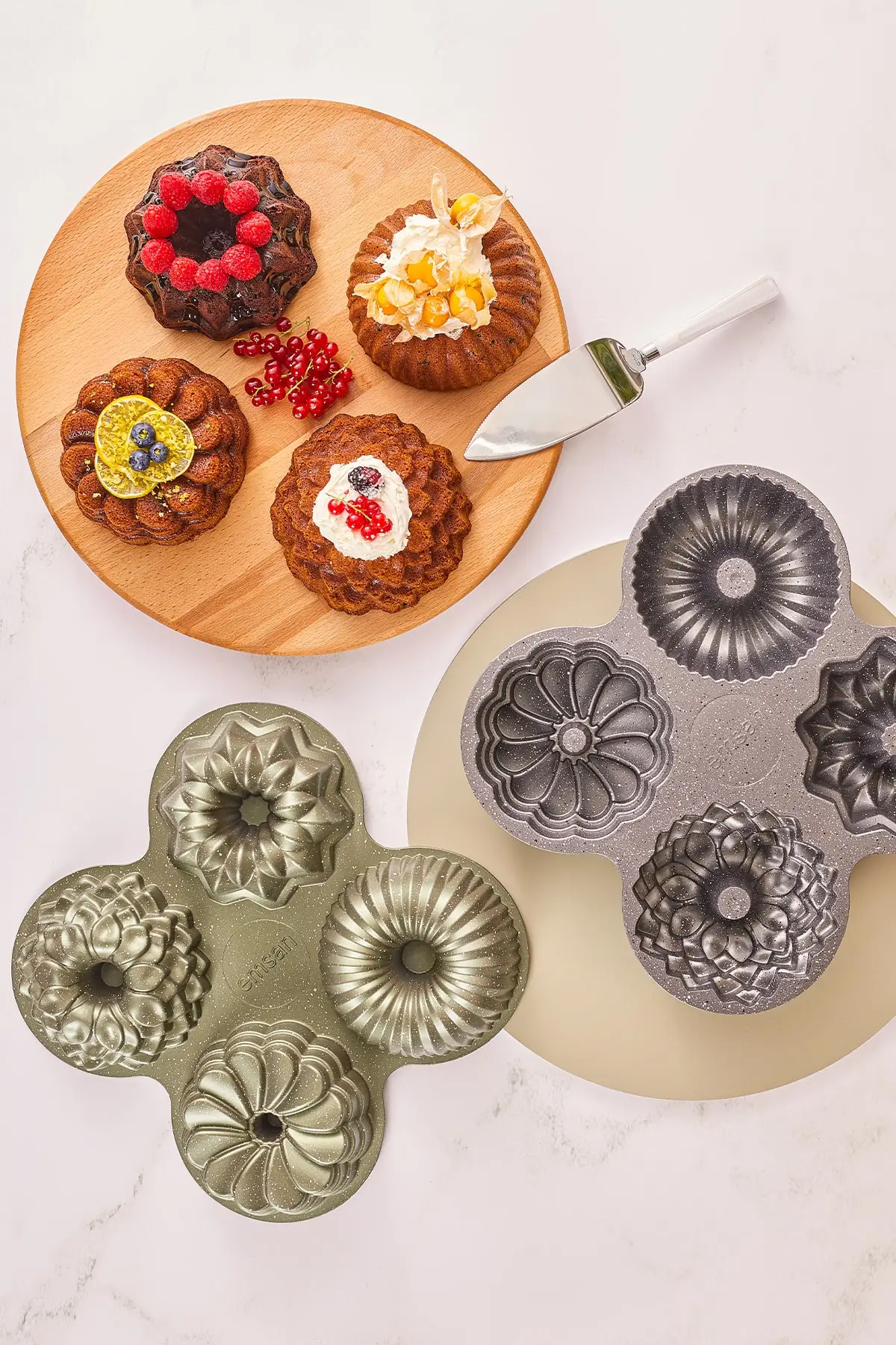 

Griss One&four Dark Khaki Mini Cake Mold