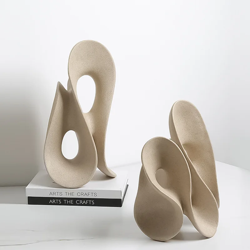 Абстрактные скульптуры из канифоли