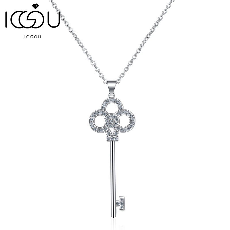 

IOGOU Valentine's Day 925 Sterling Silver Moissanite Necklace For Women 0.26ct Eternity Key Pendant Necklace Engagement Jewelry